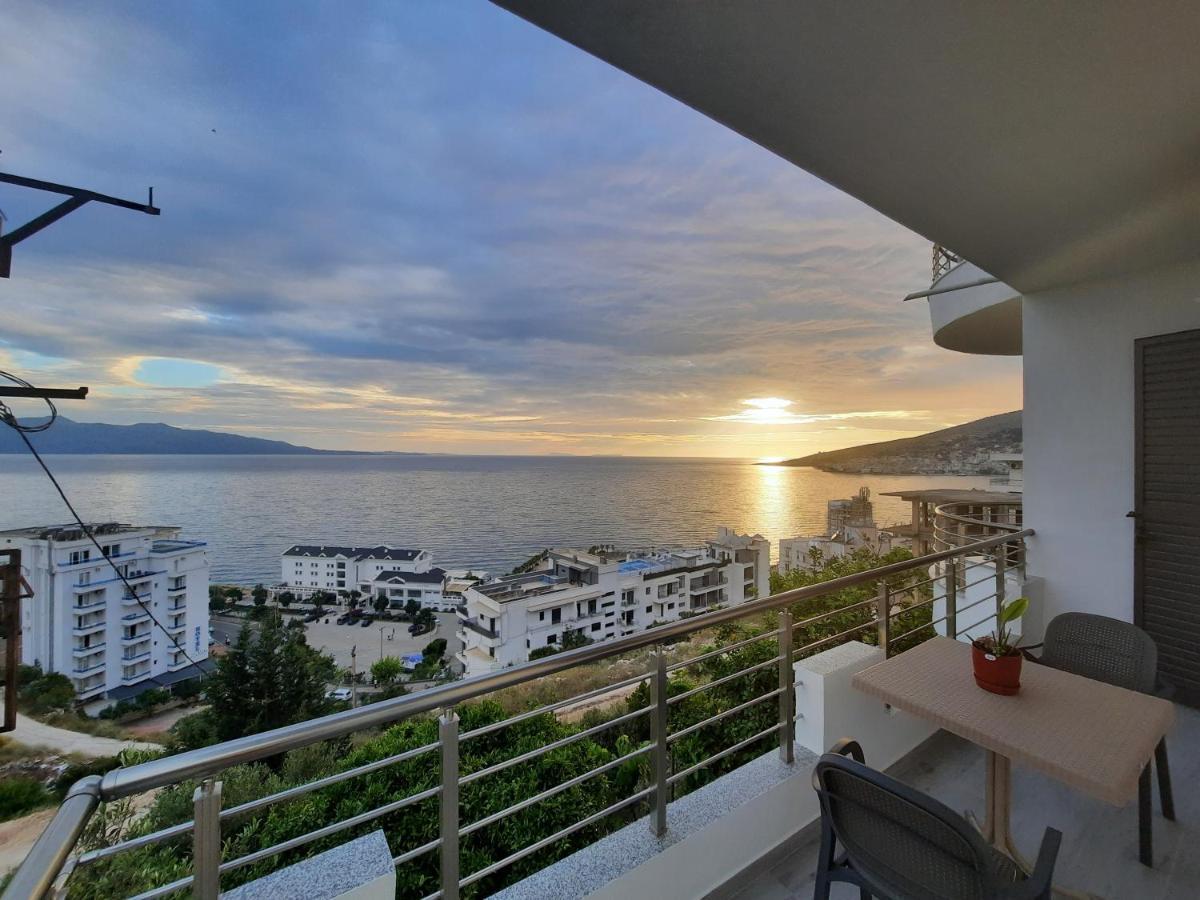 Nora'S Guesthouse Sarandë Buitenkant foto